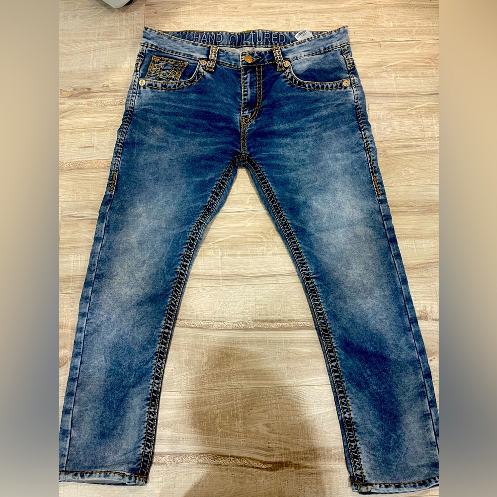 Vintage Men’s True religion hand cultured jeans gold stitching sz38